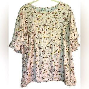 CATO Pastel Pink/Peach Floral Top w/Layered Bell Sleeves, Size 18/20W, GUC.